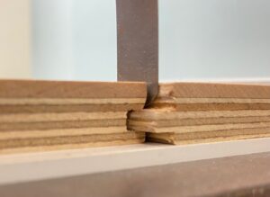 Feeler gauge to measure