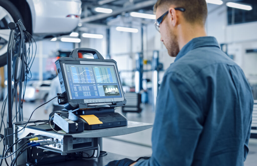 Mechanic Running Interactive Diagnostics