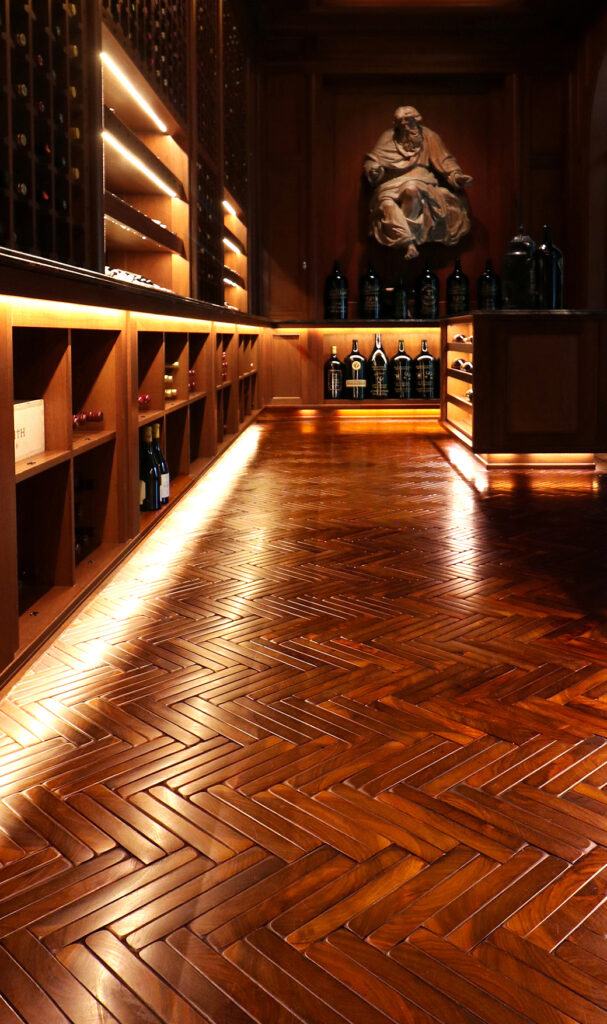 Custom Floors PARQ